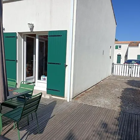 Maison A 100 Metres Et Piste Cyclable A 40 Metres *